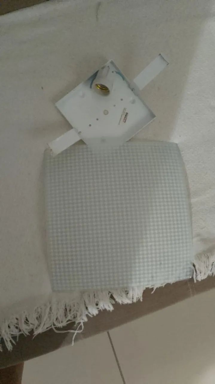 Luminária para sala ou quarto 