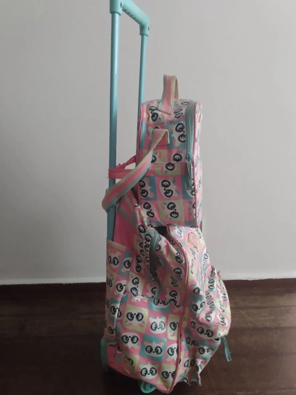 Bolsa de Rodinhas e Lancheira da Puket - Foto 2