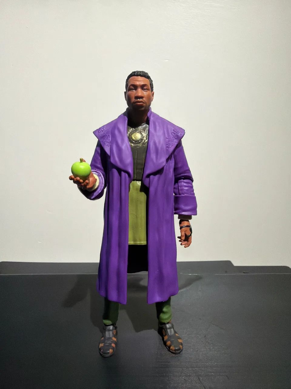 HE WHO REMAINS KANG MARVEL LEGENDS DISNEY