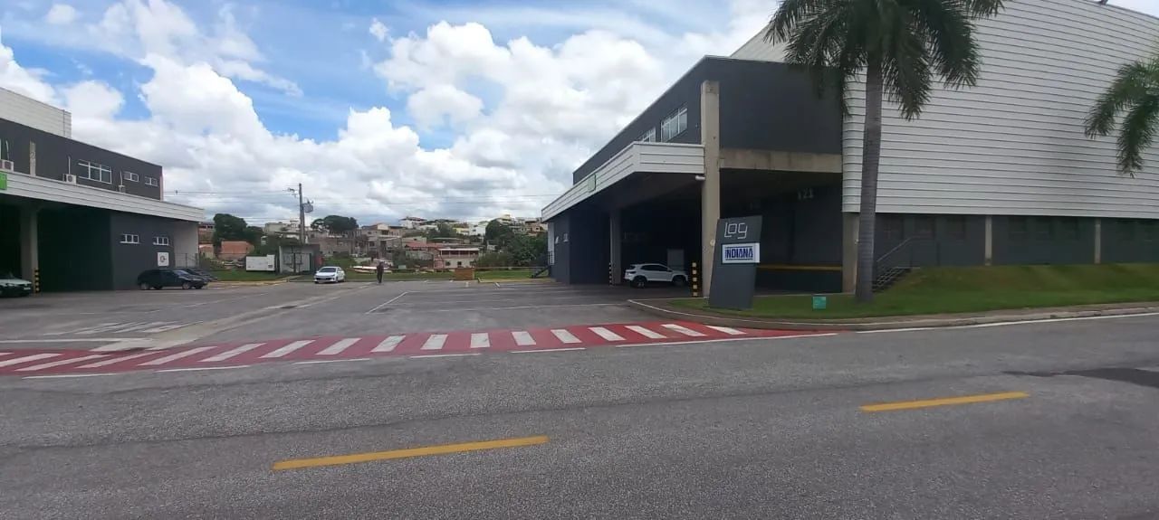 Galpão Logístico com 2.434 m² na Via Expressa em Betim/MG