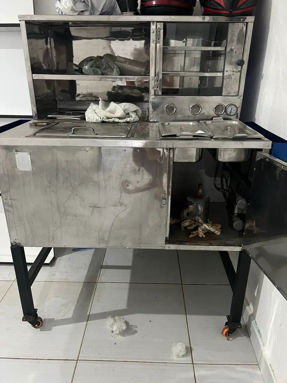 Carrinho/ carro de cachorro quente 