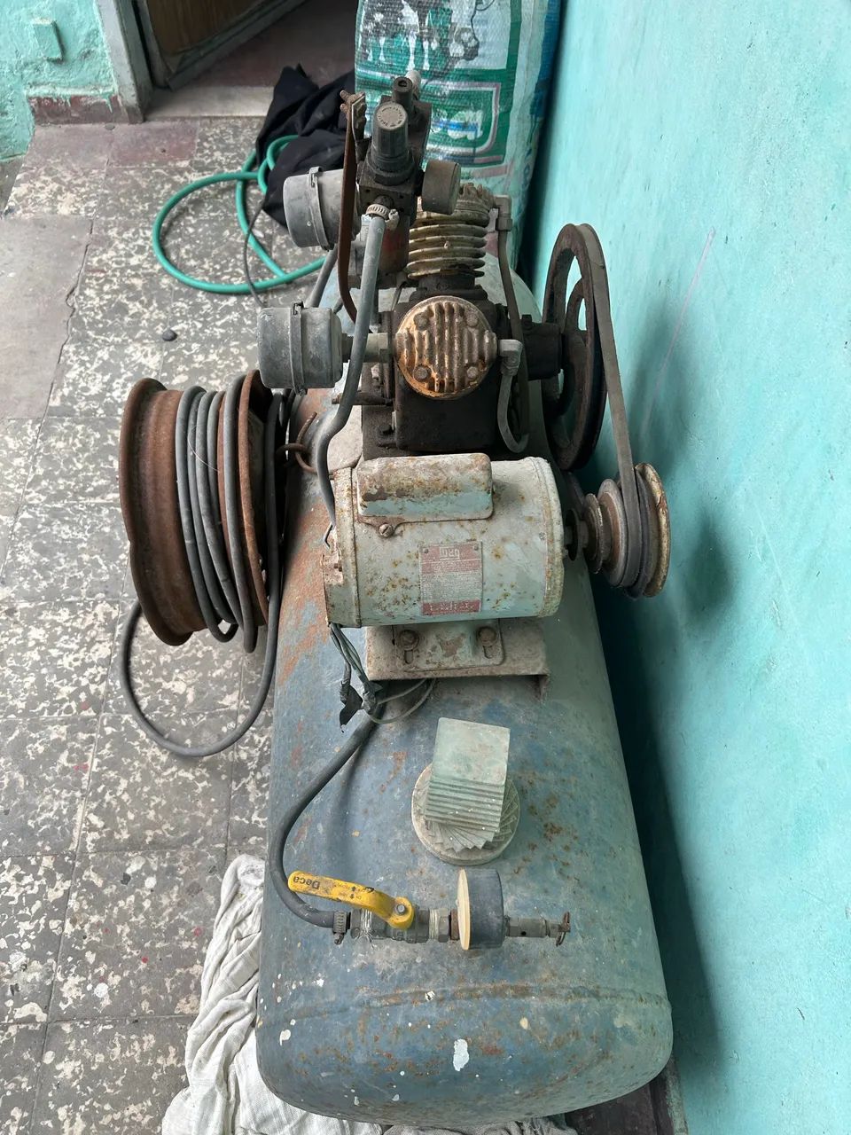 Compressor 180 litros  - Foto 4