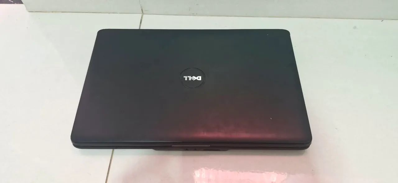 Notebook dell vendo ou troco 