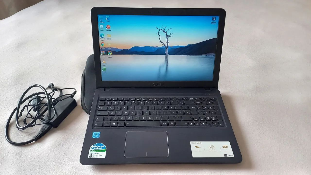 Notebook ASUS VivoBook em excelente estado! Pronto para usar. Aproveite!