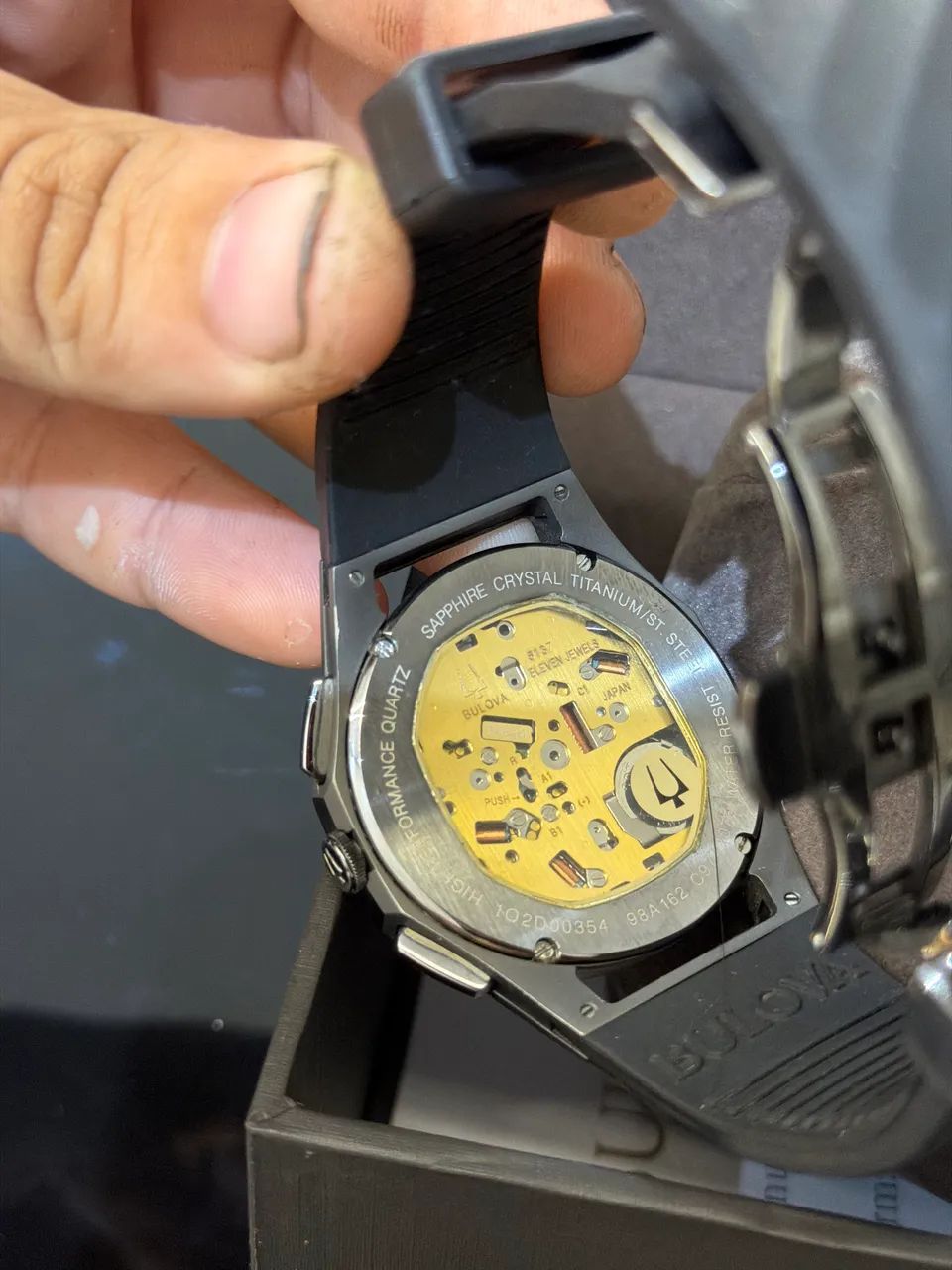 Bulova Curv  - Foto 4