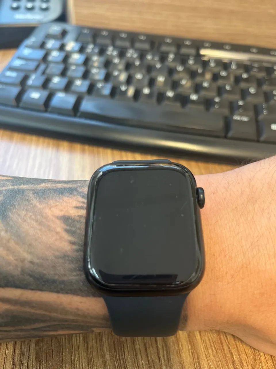 Apple Watch 8; GPS; 45mm; Caixa - Foto 2