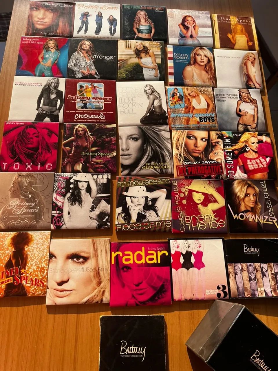 Britney the singles collection BOX