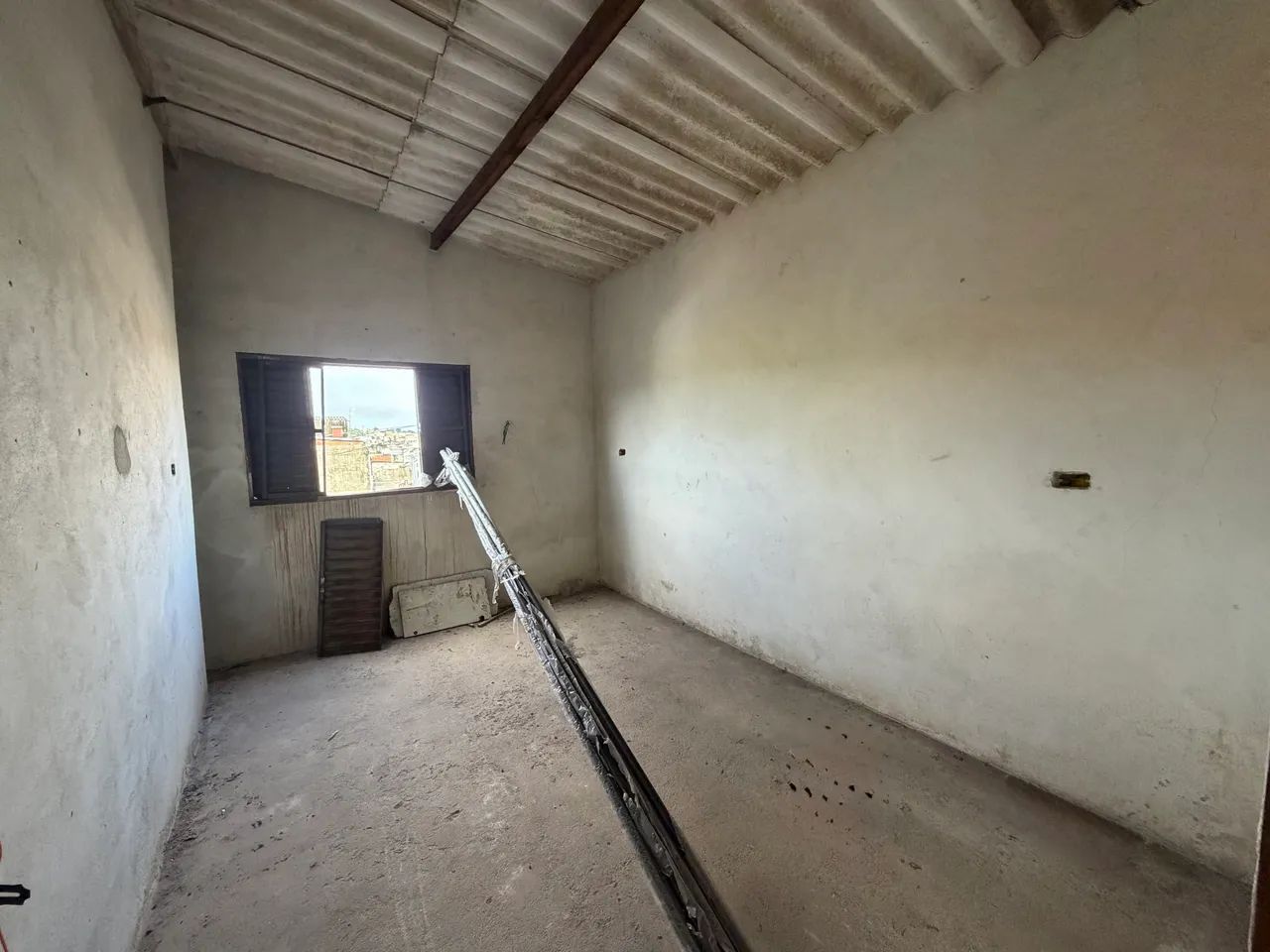Vendo Sobrado R$135 mil. Quitado com documento ok. - Foto 3