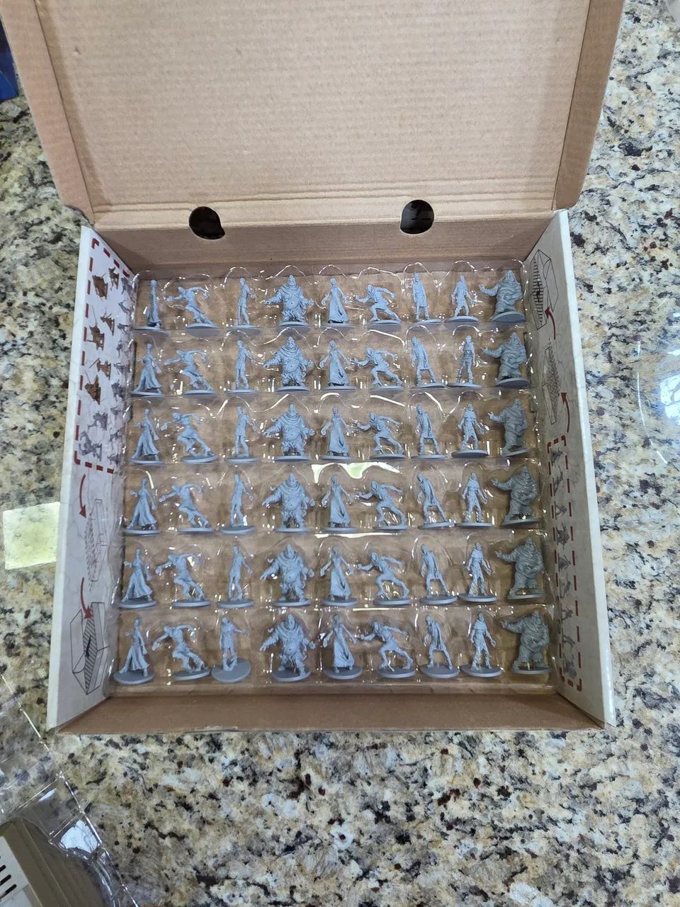 Zombicide black plague pt br - Foto 4
