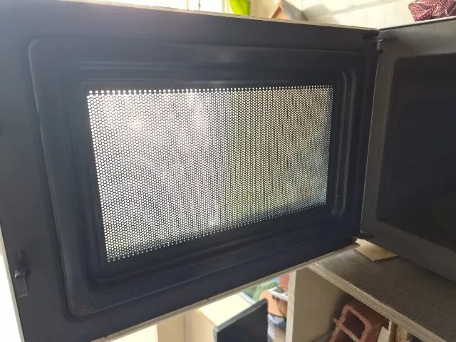 Microondas LG 23L com defeito no painel - Foto 5