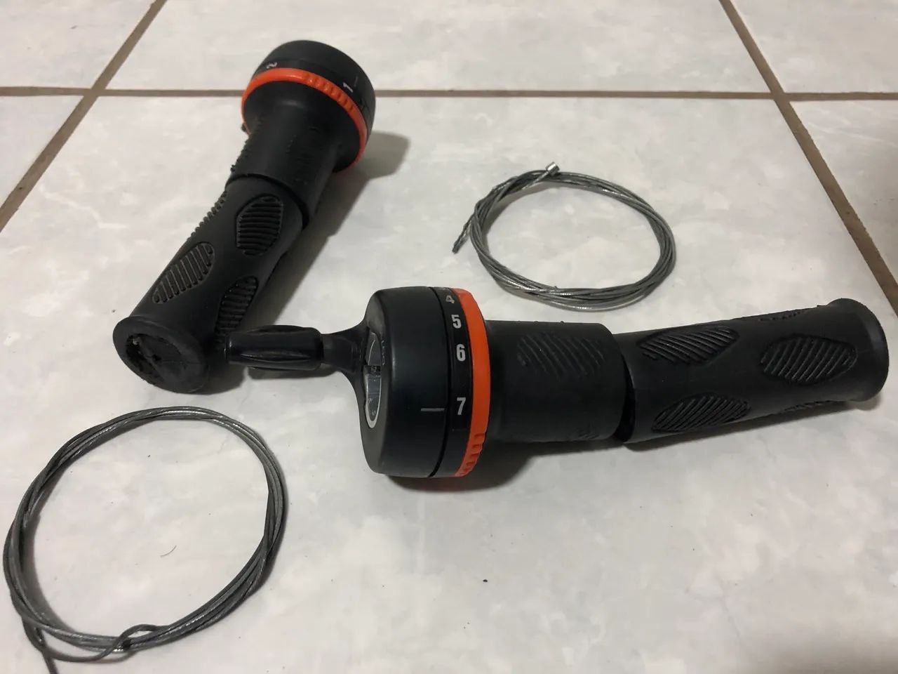 Alavanca Grip-Shift 21 V com cabos  - Foto 3