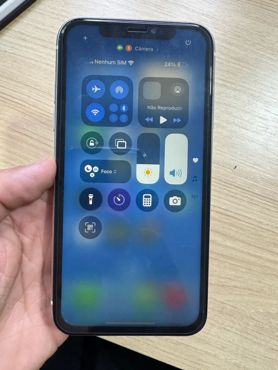 iPhone XR - PARA CONSERTO OU USO NO WI-FI - Foto 4