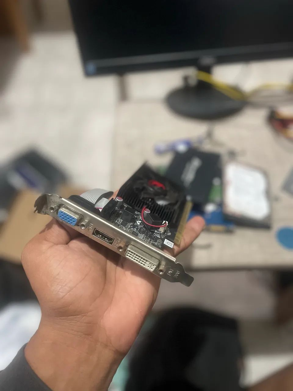 Placa de vídeo Gt 210 - Foto 3