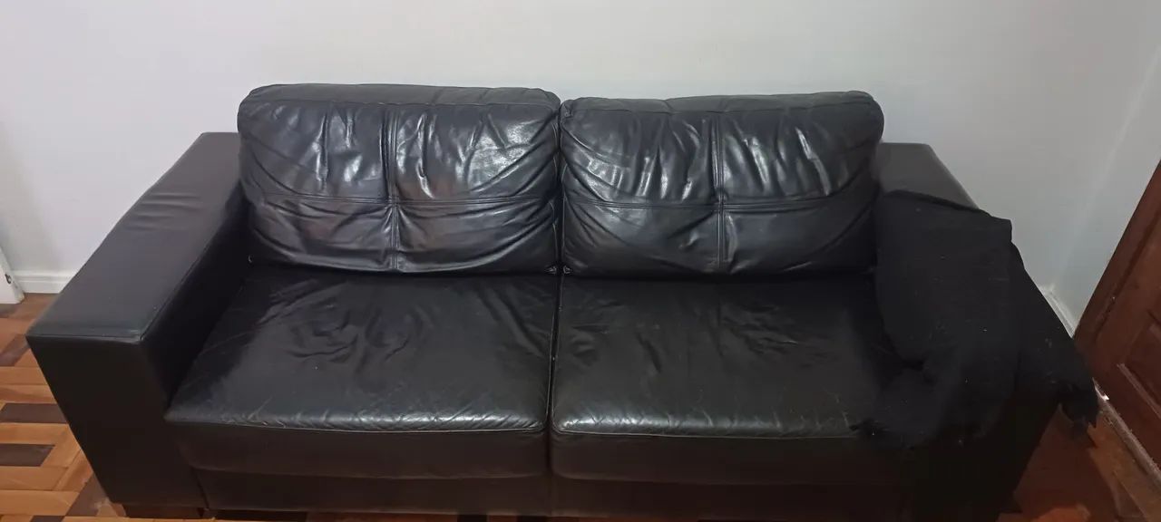 Sofa couro preto Domini 498169558965964805