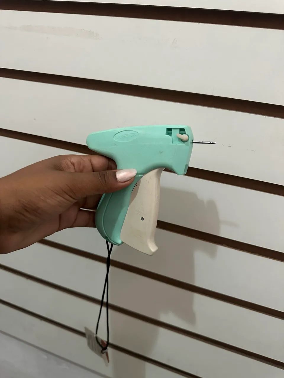 kit com 4 pistola, etiqueta e agulha 