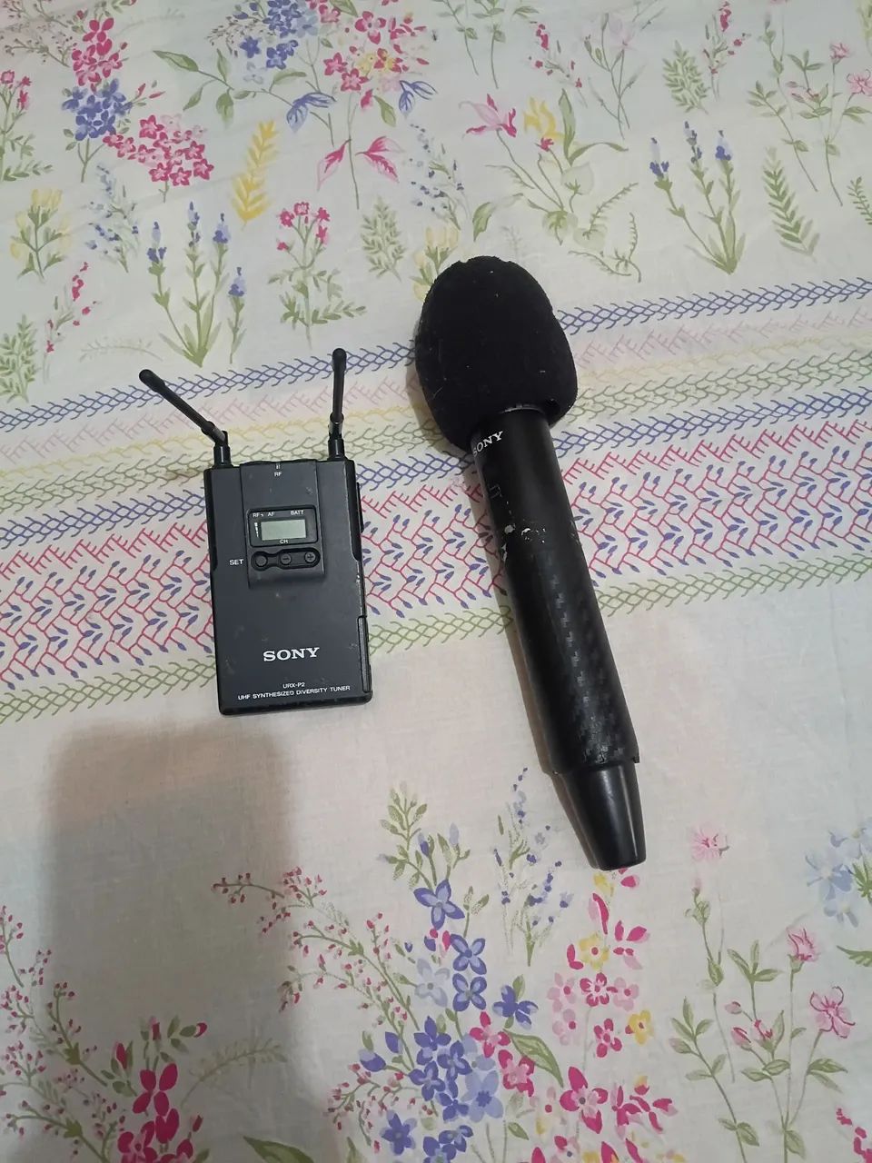 MICROFONE SONY DE MÃO  - Foto 2