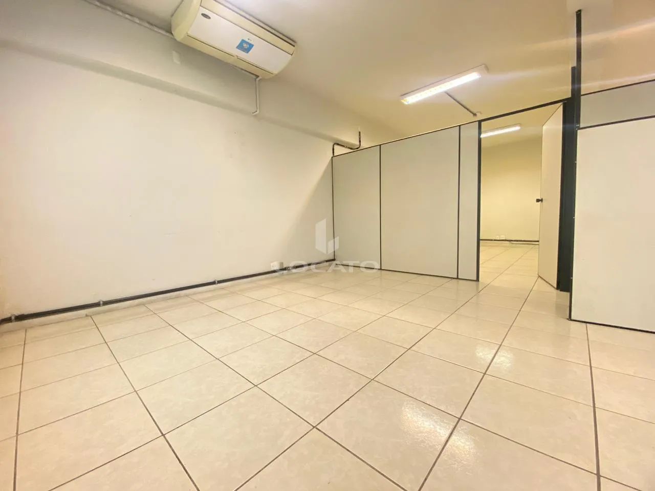 Loja Comercial com ar condicionado, dois banheiros no São Mateus - Foto 4