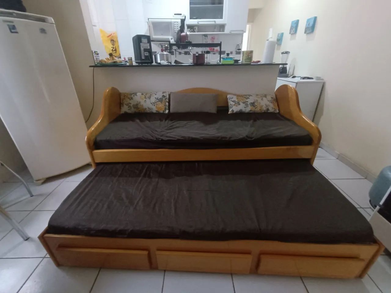 Sofá cama de madeira maciça  - Foto 2