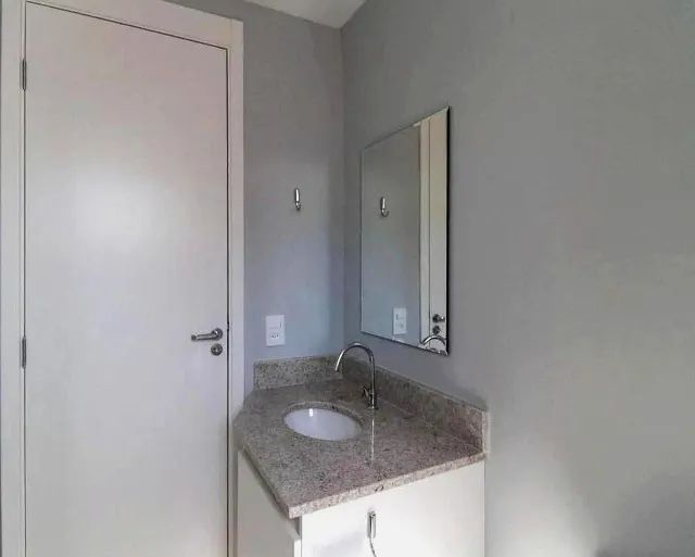 Apartamento ( 2 dormitórios ) , aluguel anual com caução e com mobília.  - Foto 2