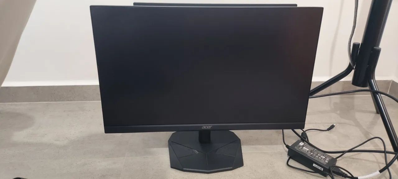 Monitor Acer 24" 180hz