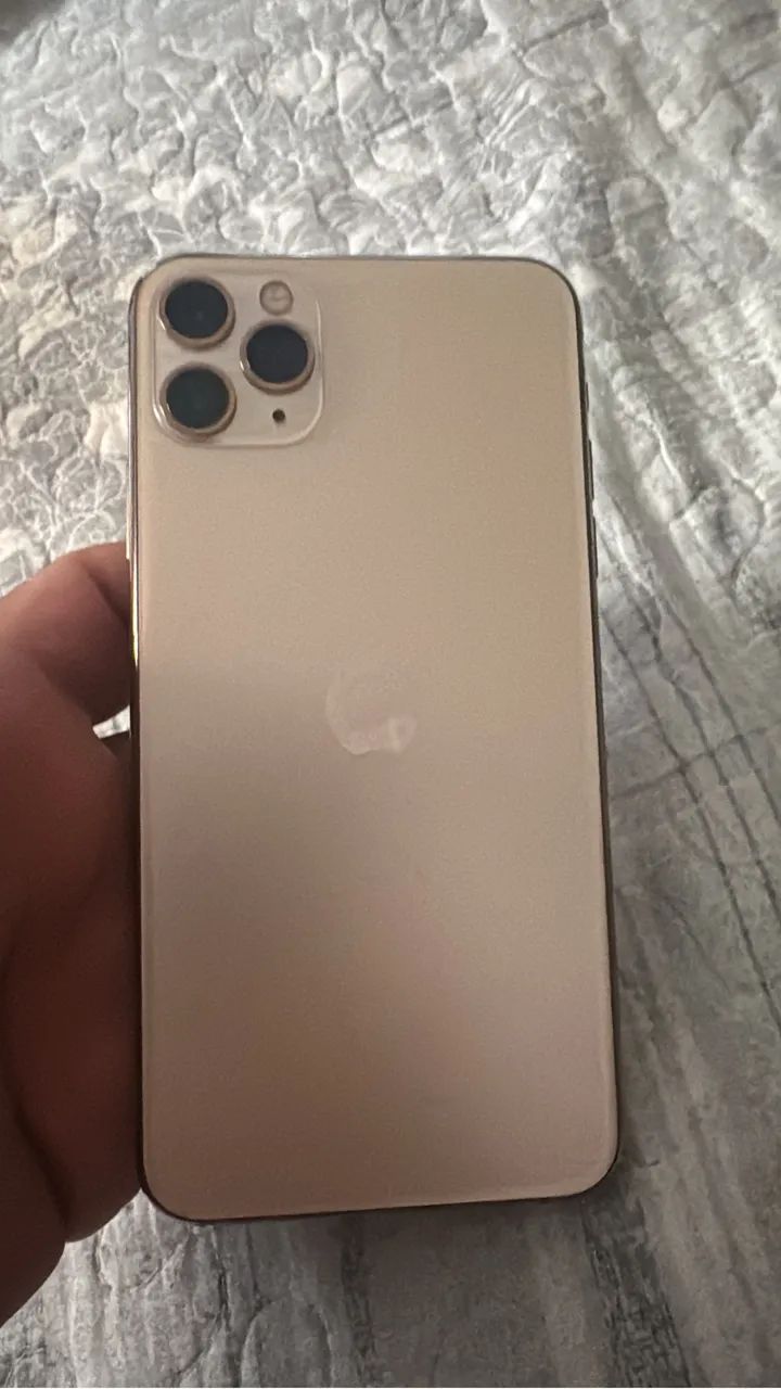iPhone 11 Pro Max - Foto 2