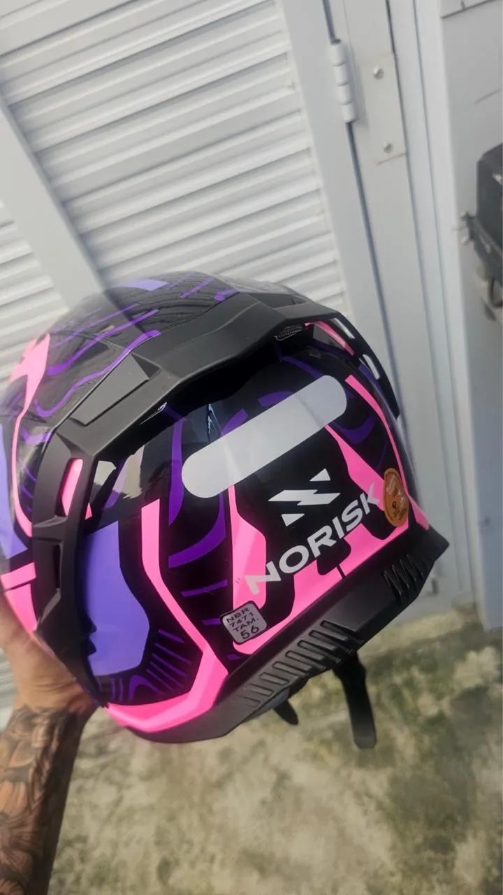 Vendo capacete norisk com óculos  - Foto 3