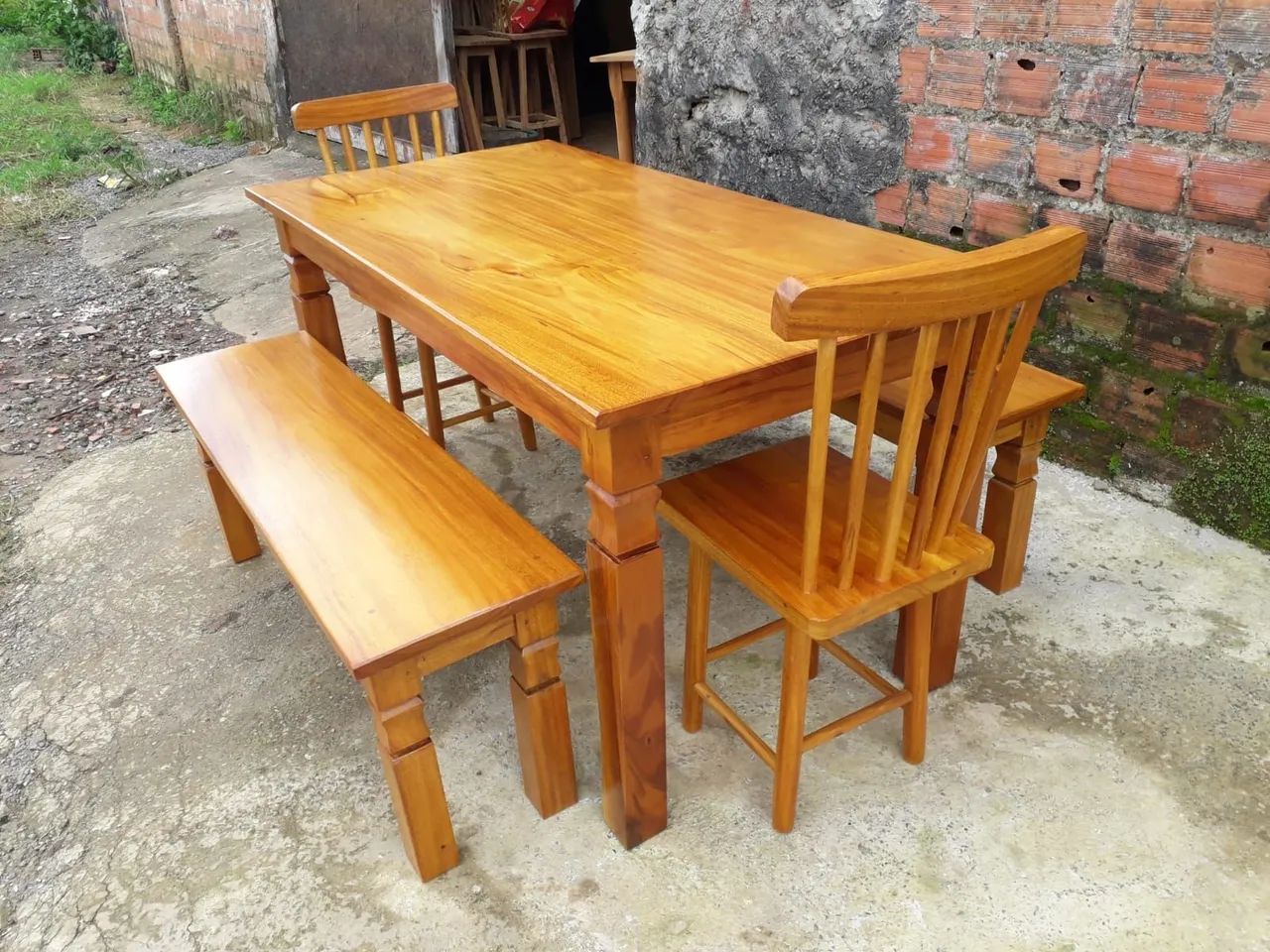 Mesa de jantar  em madeira maciça * zap - Foto 5