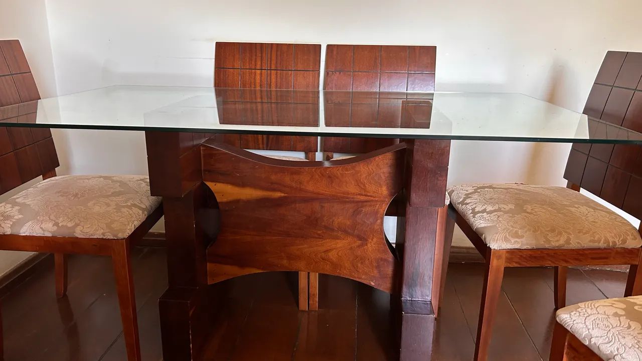 Mesa com 6 cadeiras  - Foto 3