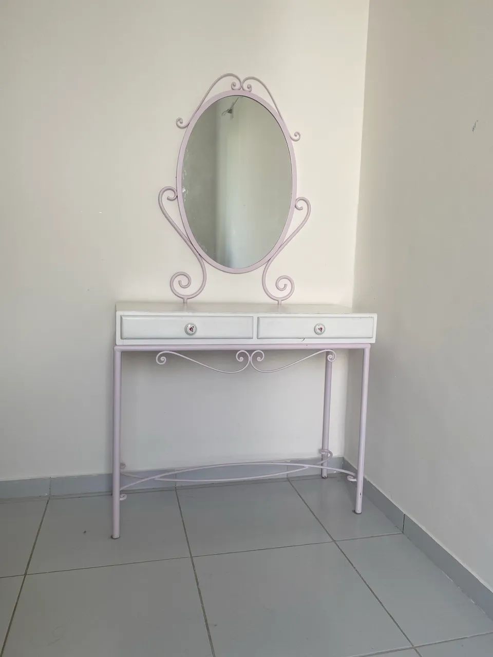 Penteadeira rosa