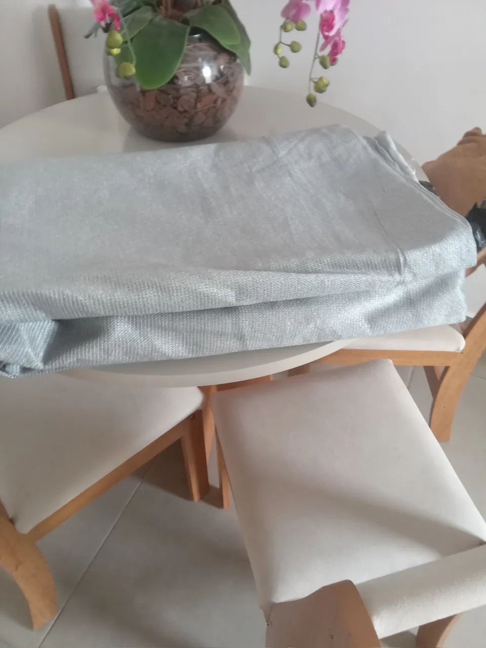 Vemdo lona pra área externa, nunca usada