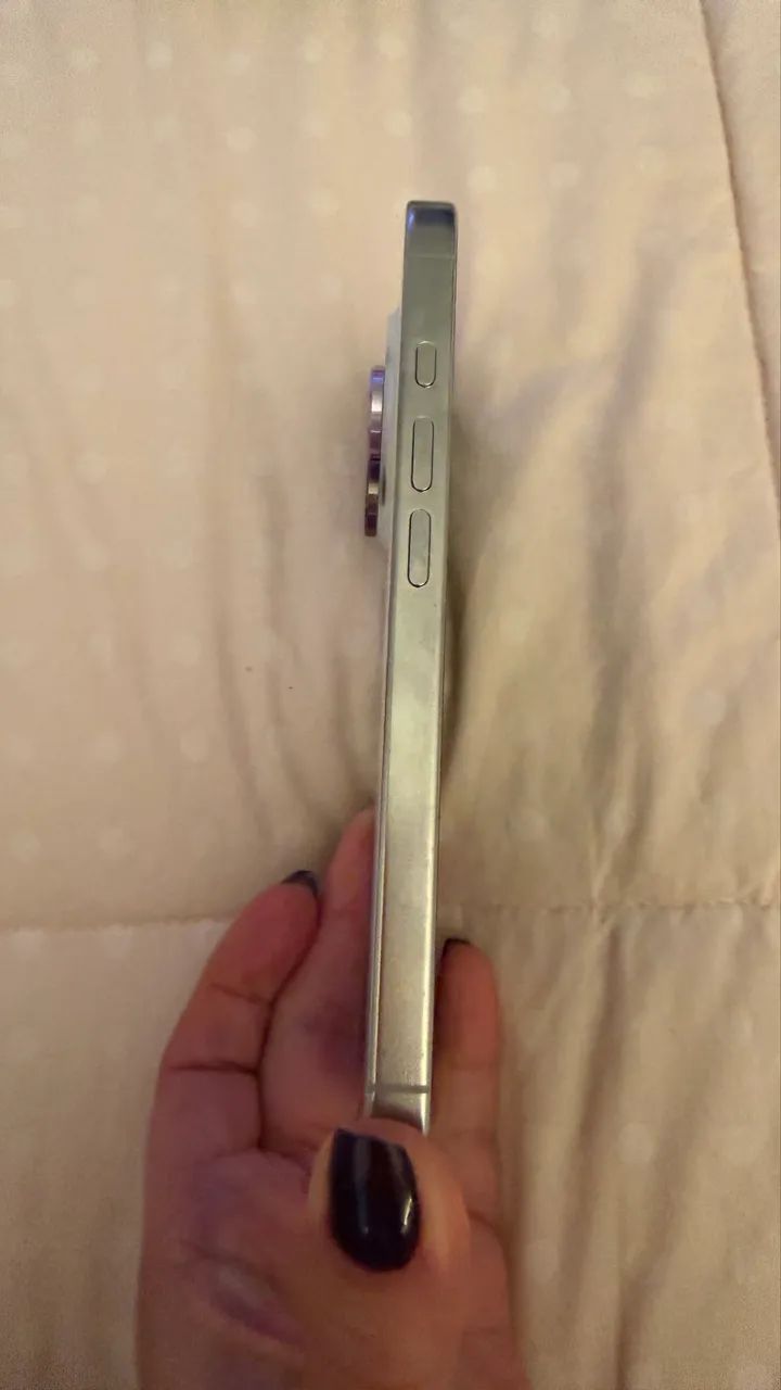 IPHONE 16 Pro - Foto 3