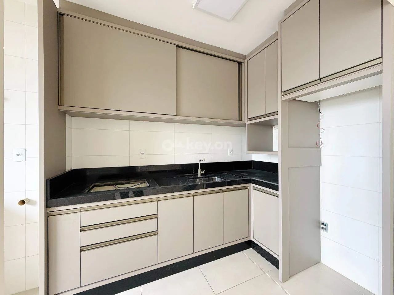 Apartamento mobiliado de 2 quartos à venda em Tubarão, SC - Foto 5