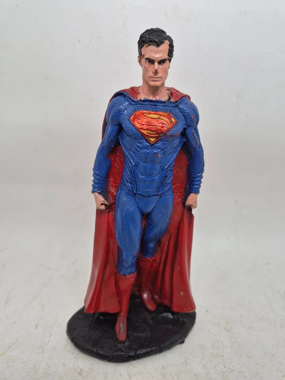 Boneco Superman de resina.