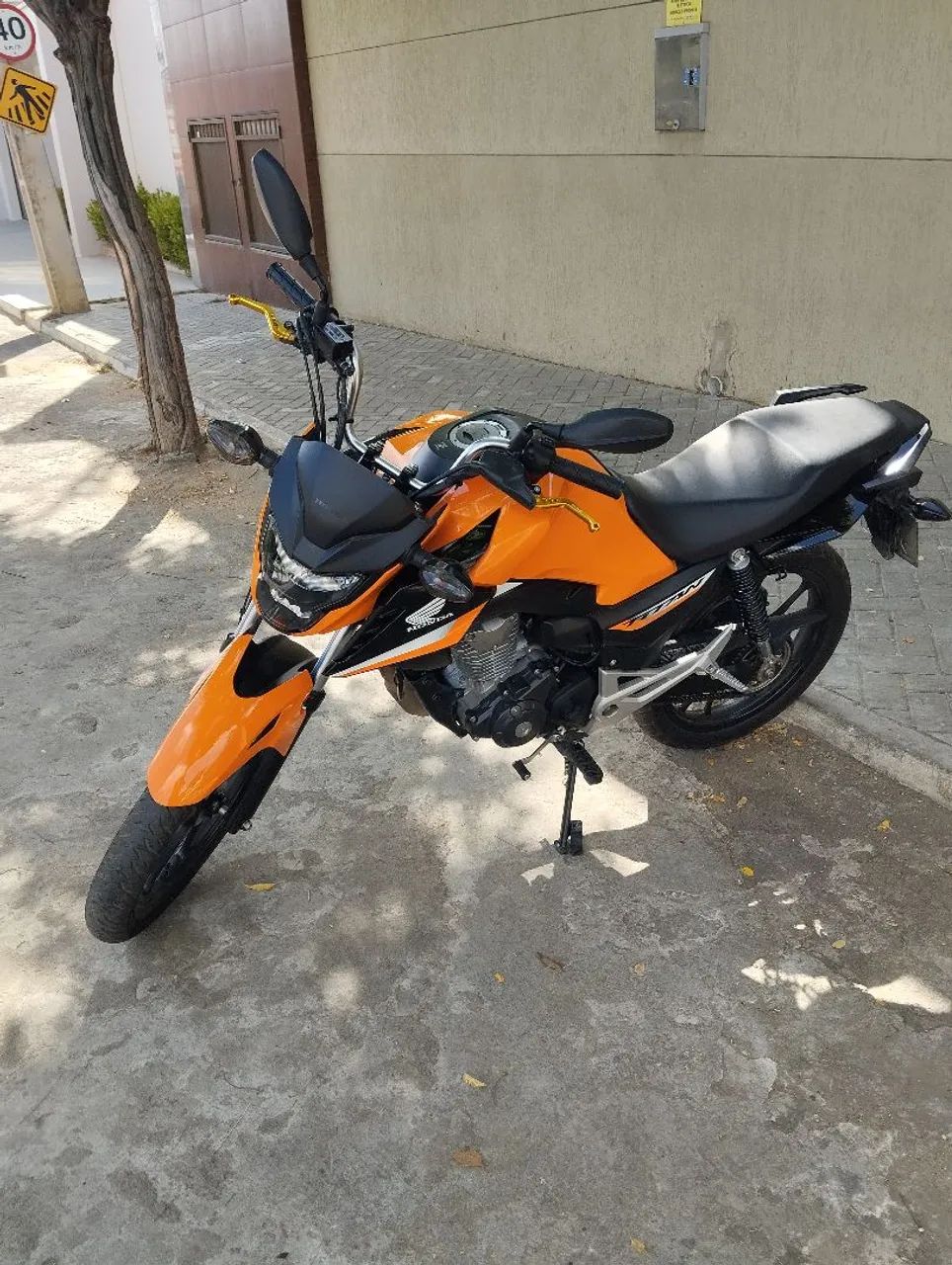Moto linda!