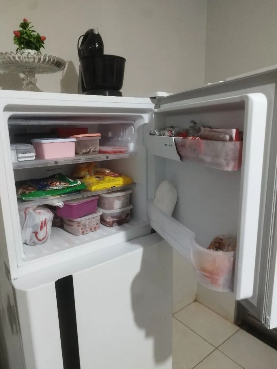 VENDO GELADEIRA ELETROLUX  - Foto 4