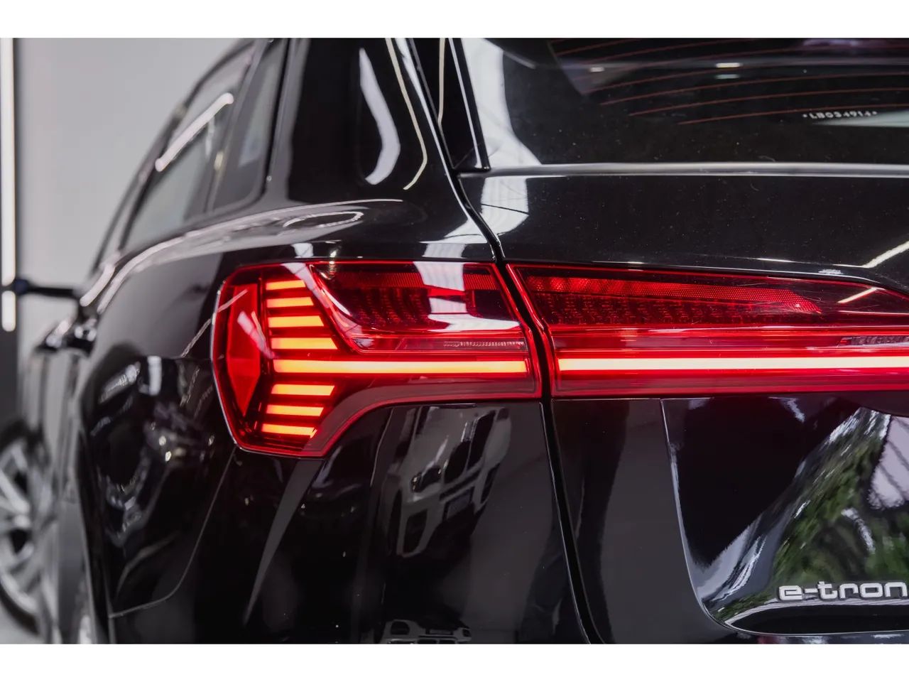Audi E-TRON Performa. Black Aut. (Elétrico), foto 6 de 14