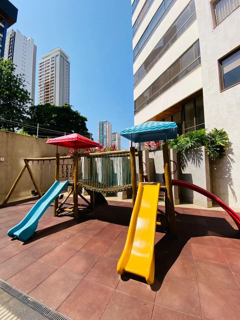 Apartamento 4 suítes, setor oeste, próximo a praça do sol, ed Alhambra. - Foto 5