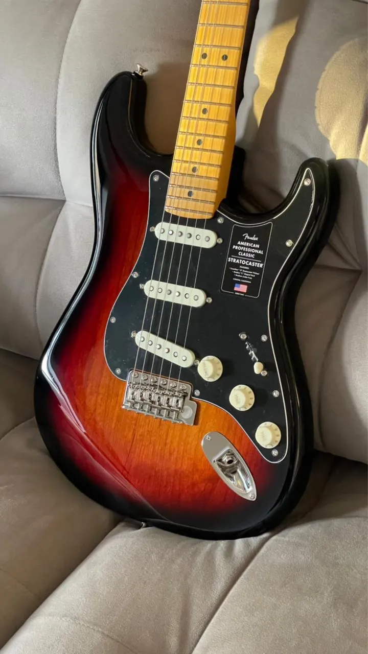 Guitarra Fender American Special Stratocaster Surf Green-Serial