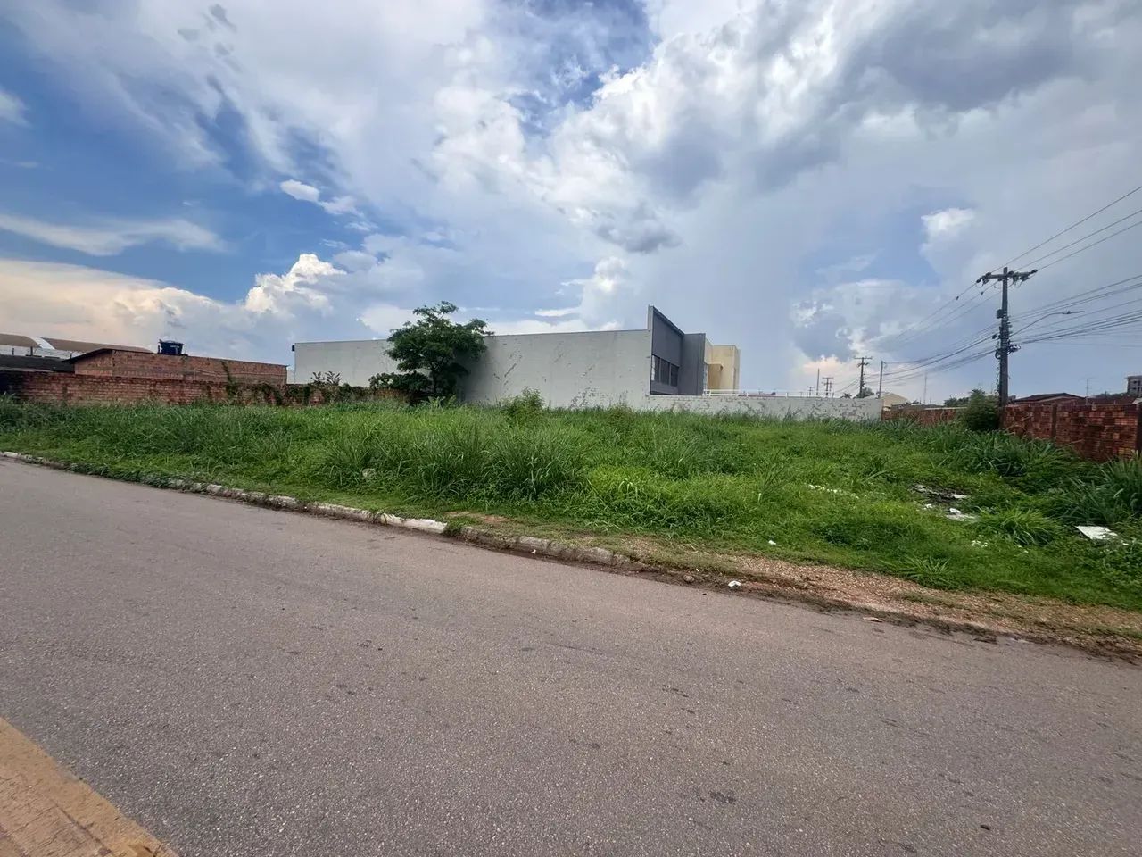 Excelente área de 1170m² Escriturada na Av. amazonas - Foto 2