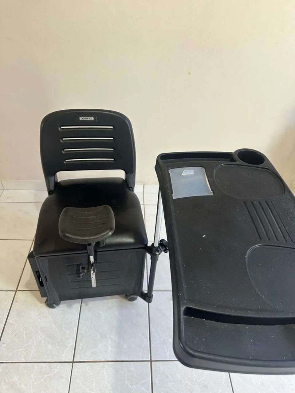 Vendo cadeira
