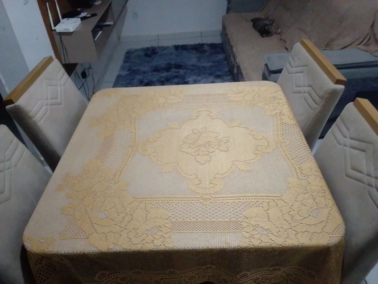 Uma mesa bem delicada 