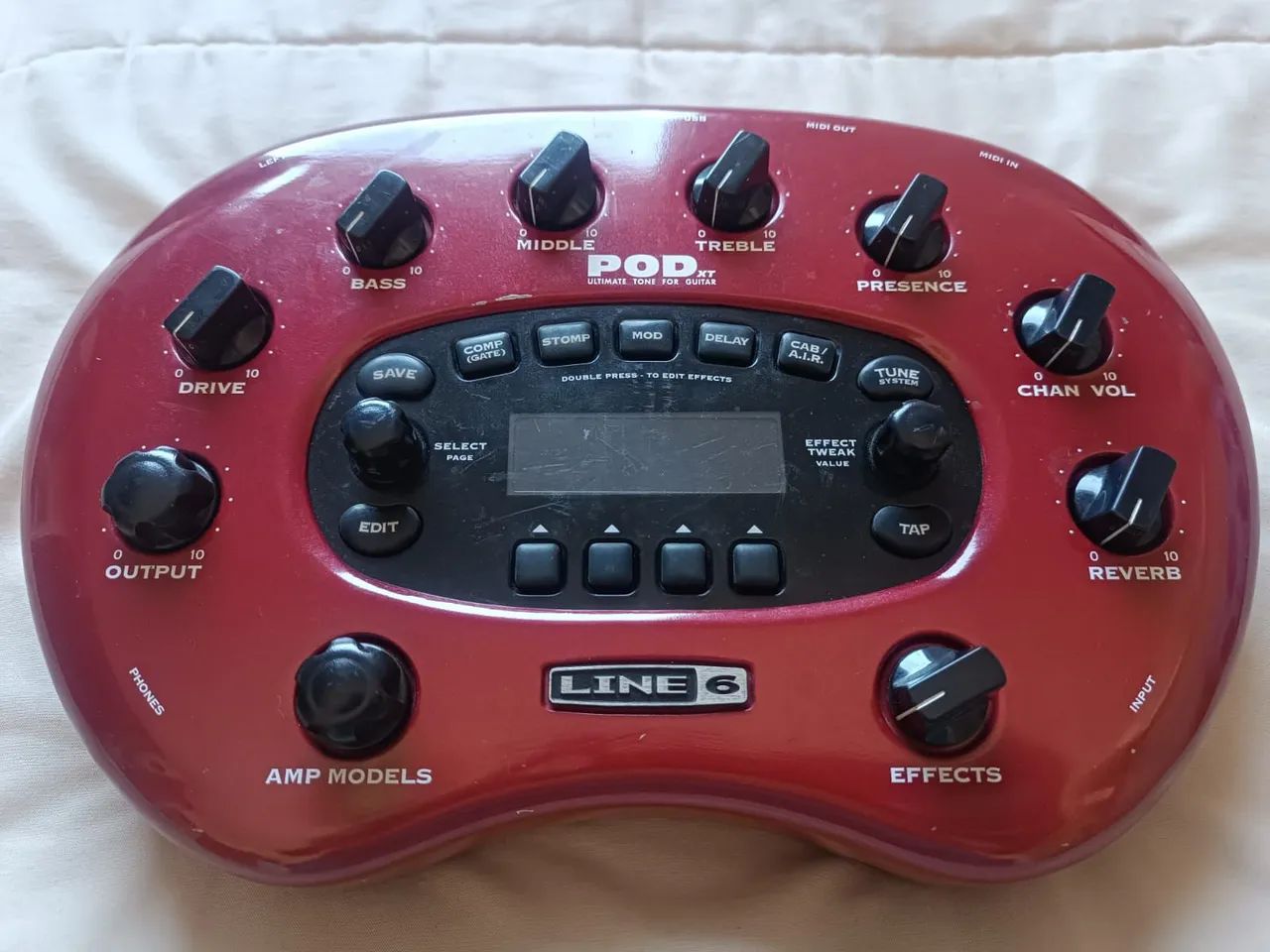 Pedalboard/Controller440255324976599040