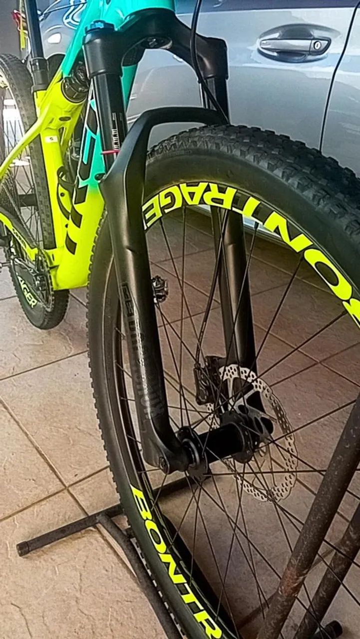 Bicicleta MTB Supercaliber Trek 9.7 - Original - Foto 4