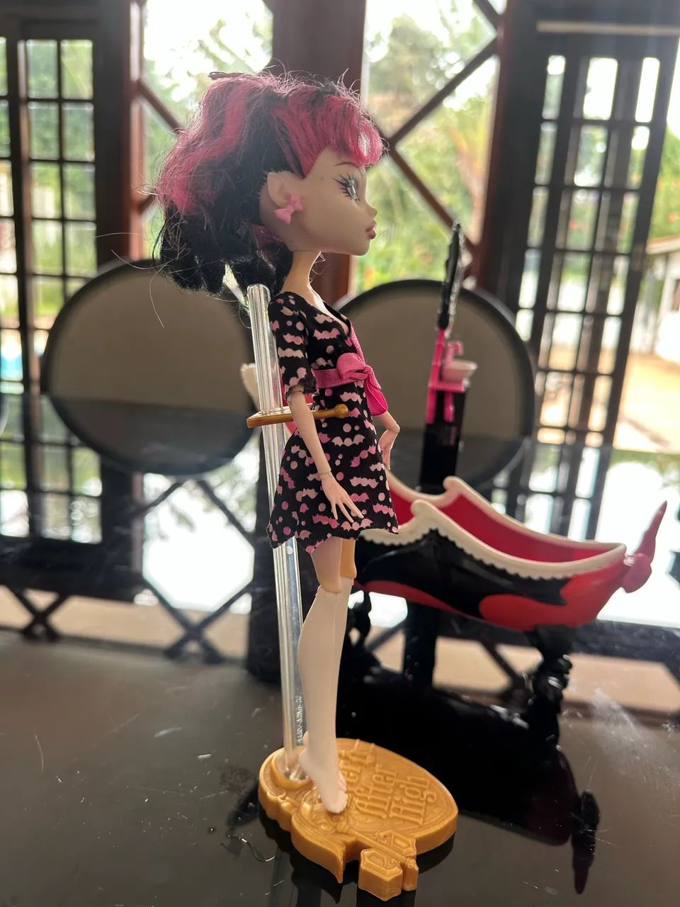 Monster High Draculaura+Kit banheiro originais usados - Foto 2