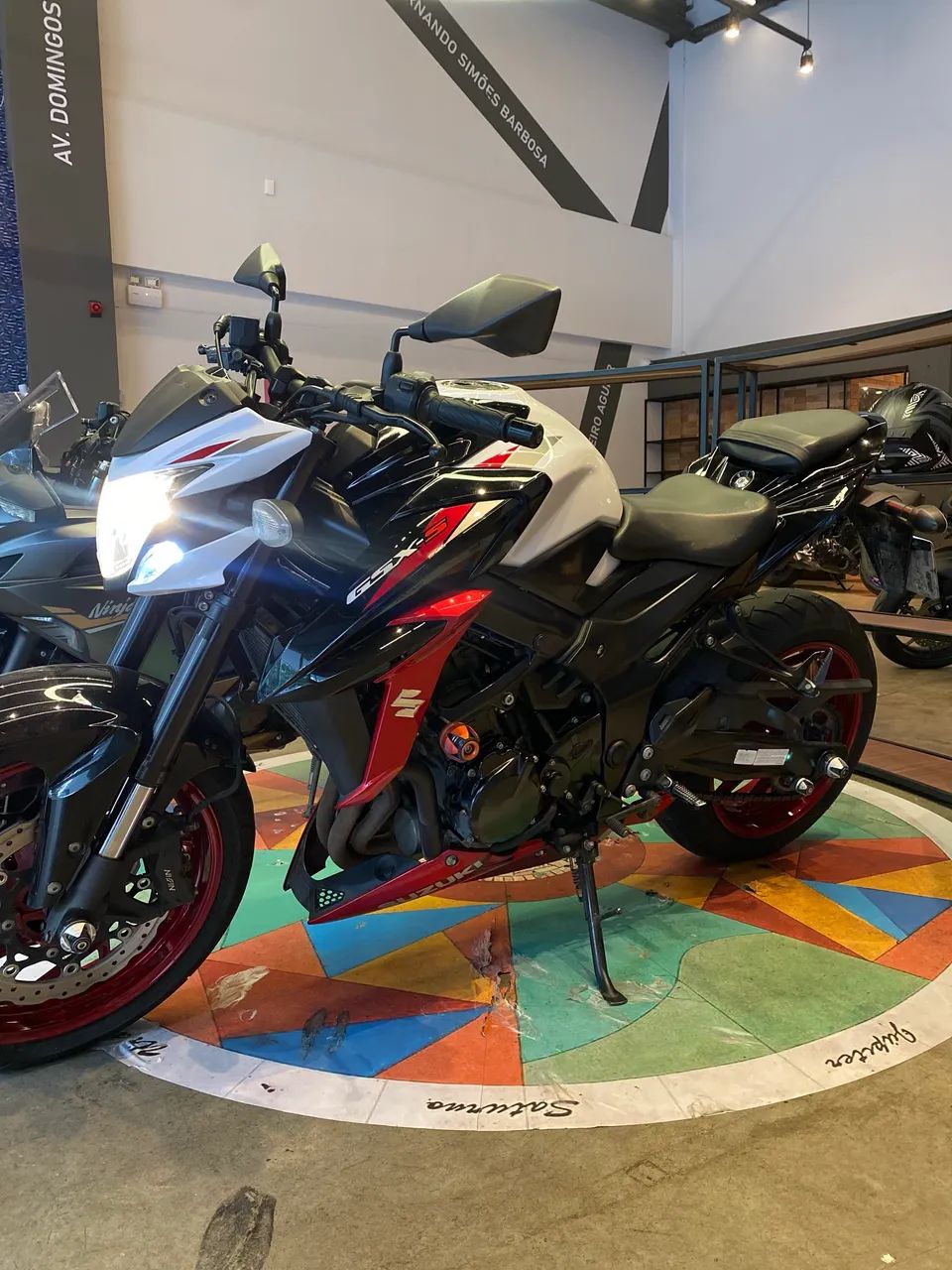 GSX-S 750 suzuki