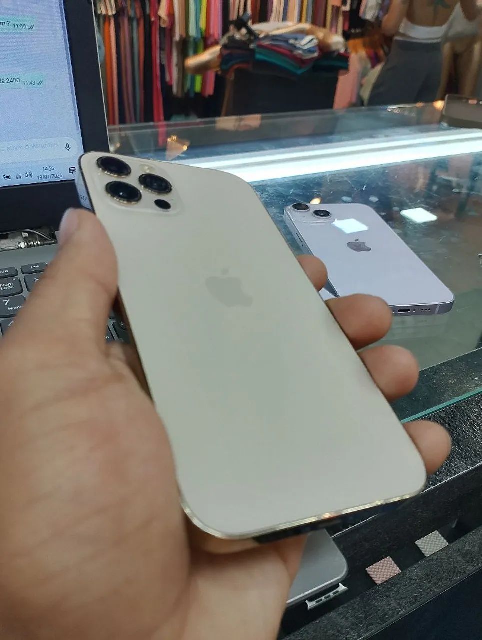 iPhone 12 pro desert 128 GB vendo ou troco 