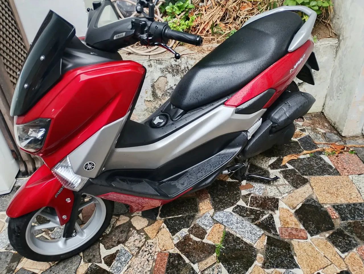 Yamaha NMax  - Foto 3