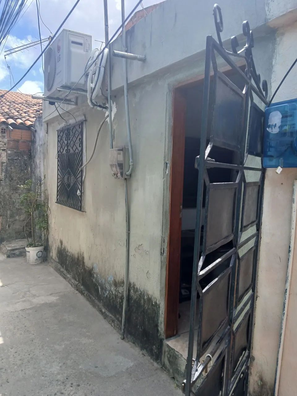 CASA A VENDA BAIRRO DOM LUSTOSA 
