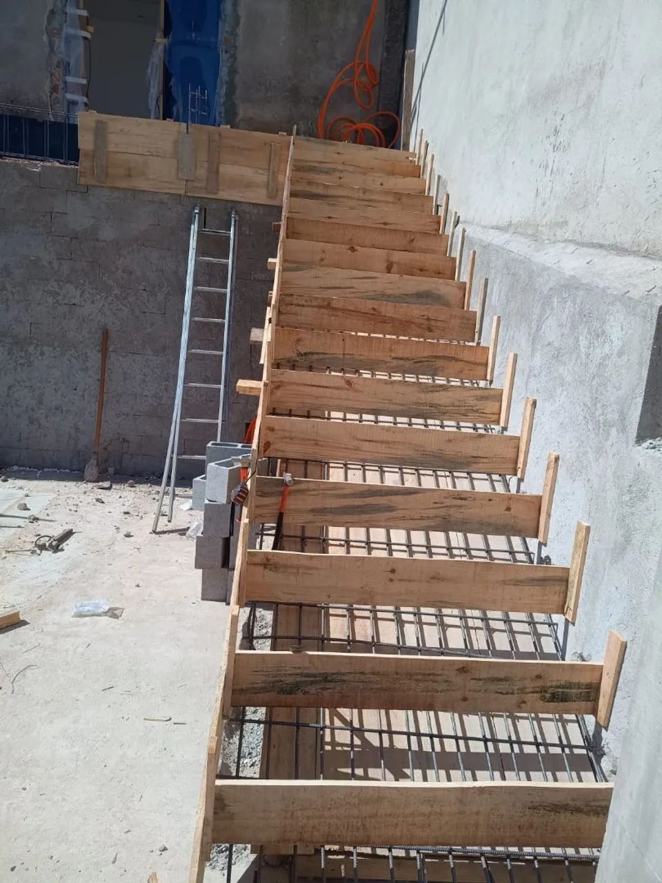 Escada de concreto orçamento sem compromisso  - Foto 2