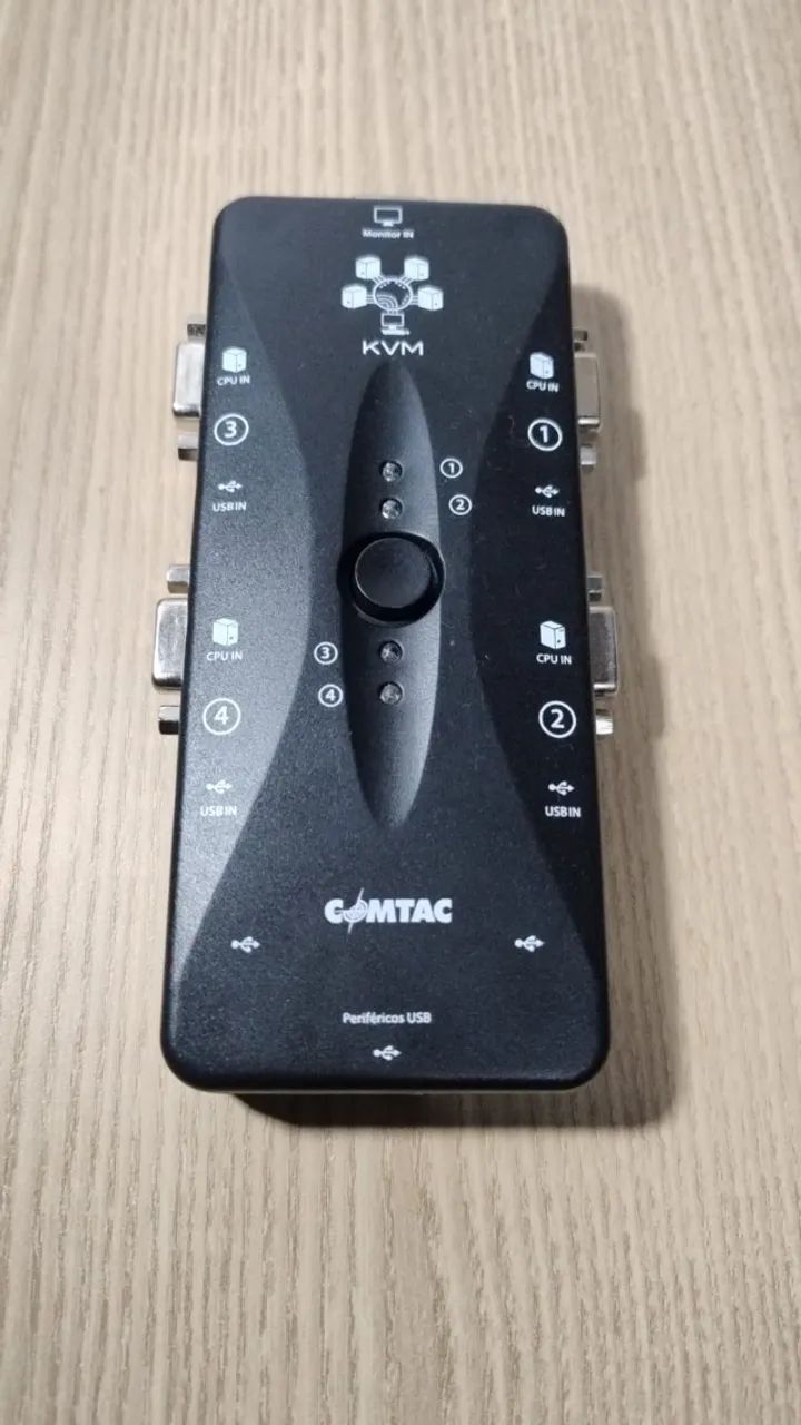 Switch KVM USB e VGA Comtac 9292 - Controla 4 PCs com 1 Monitor